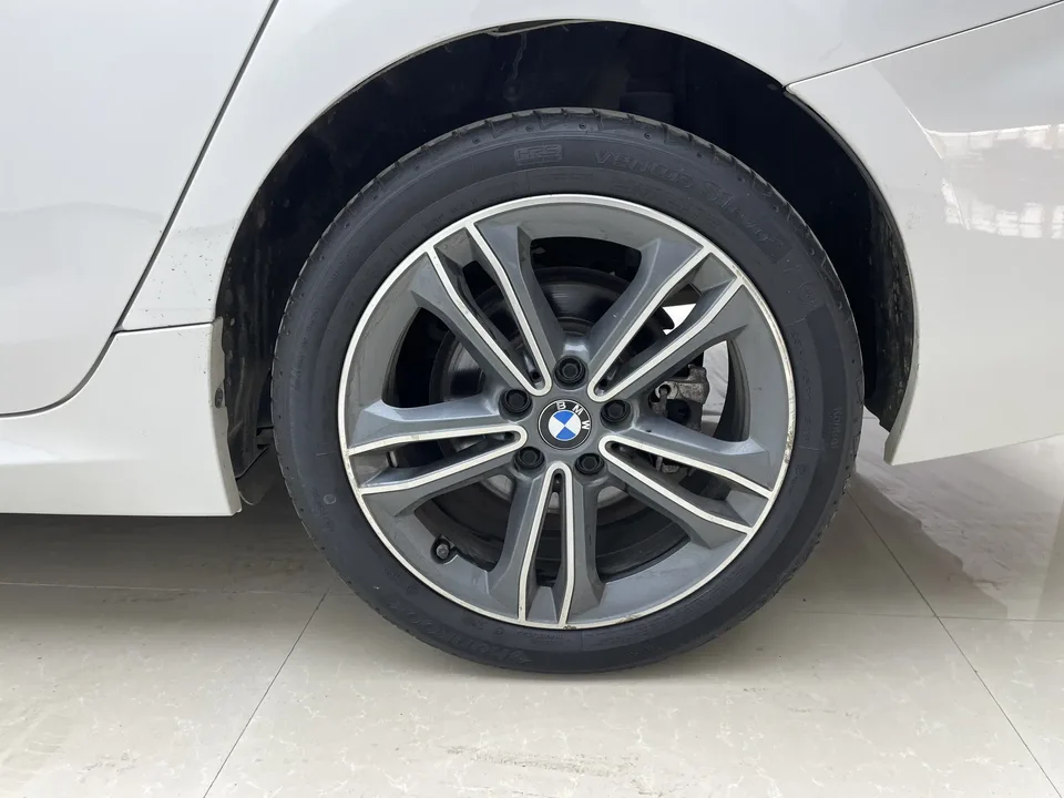 BMW 1 Series BMW 1 Series 2021 Modified 120i M Sport 2023 — thumbnail 3