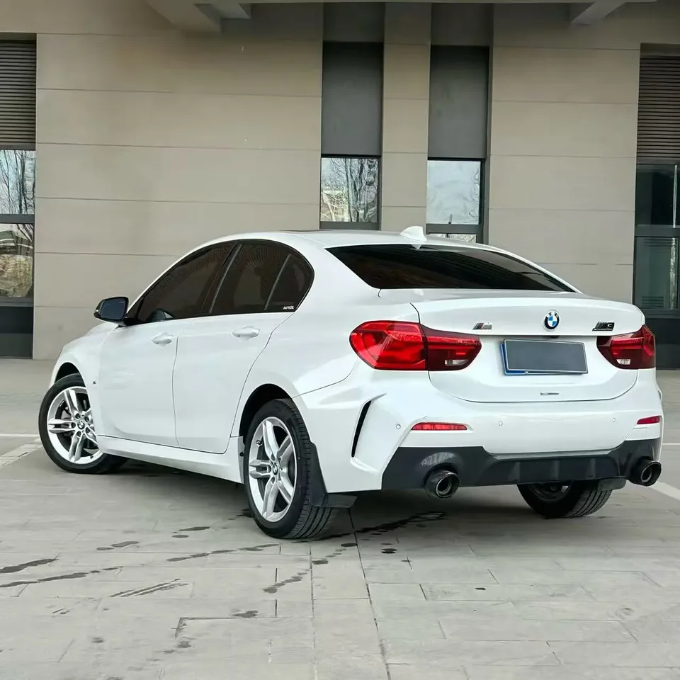 BMW 1 Series BMW 1 Series 2023 120i M Sport Edition 2023 — миниатюра 4