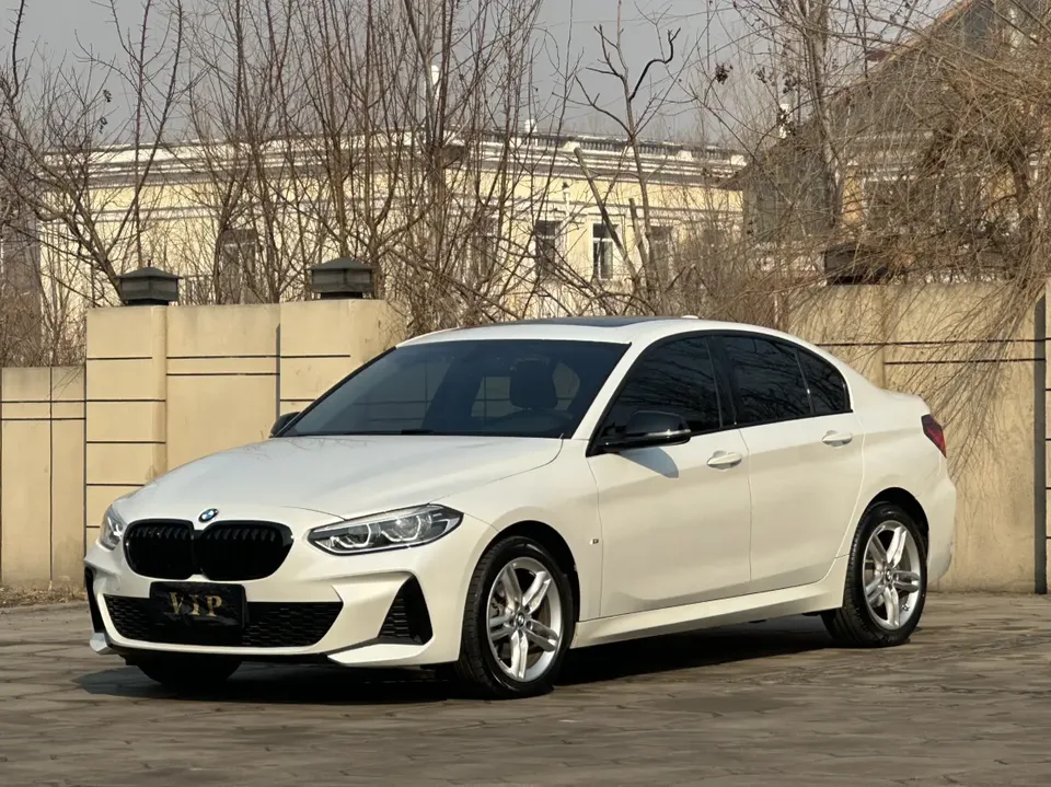 BMW 1 Series BMW 1 Series 2023 120i M Sport Night Edition 2024 — фото 1, купить с доставкой в Москву