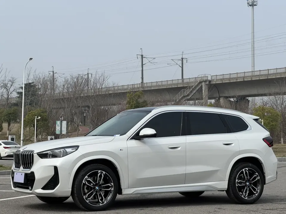 BMW X1 2023