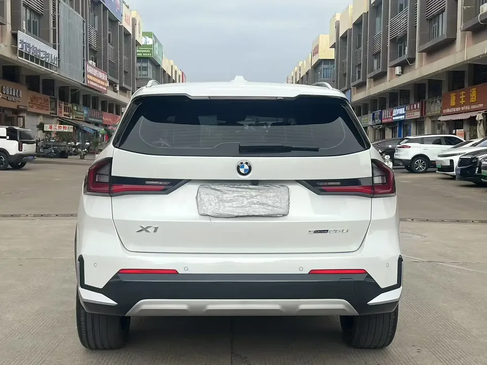 BMW X1 sDrive25Li X Design Package 2024 — миниатюра 2