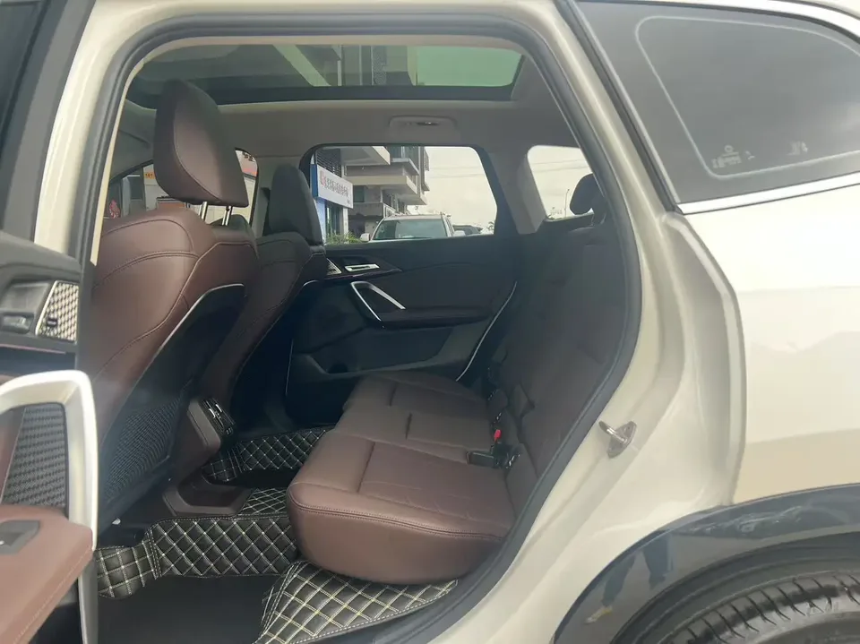 BMW X1 sDrive25Li X Design Package 2024 — миниатюра 3