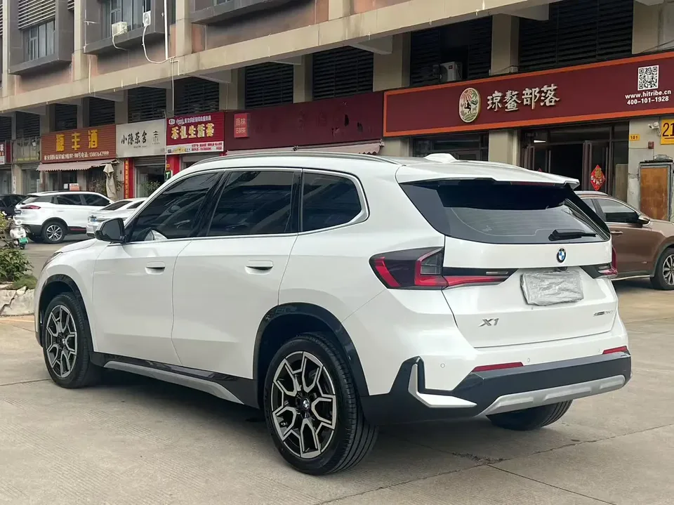 BMW X1 sDrive25Li X Design Package 2024 — миниатюра 4