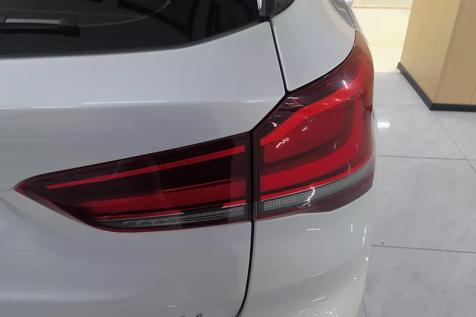 BMW X1 BMW X1 2022 sDrive25Li Leading Edition 2022 — миниатюра 2