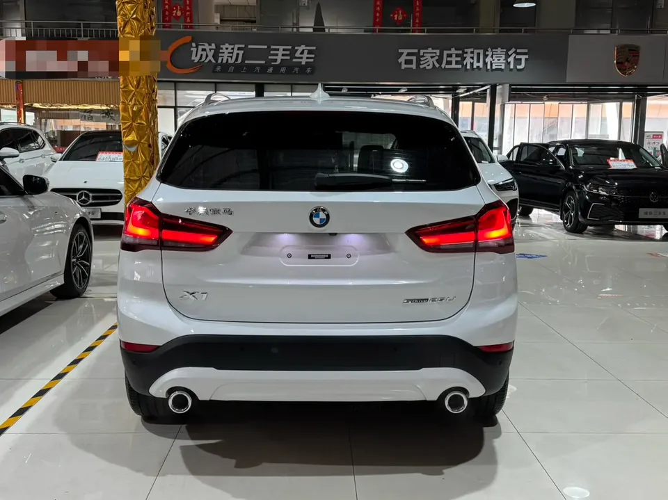 BMW X1 BMW X1 2022 sDrive25Li Leading Edition 2022 — миниатюра 2