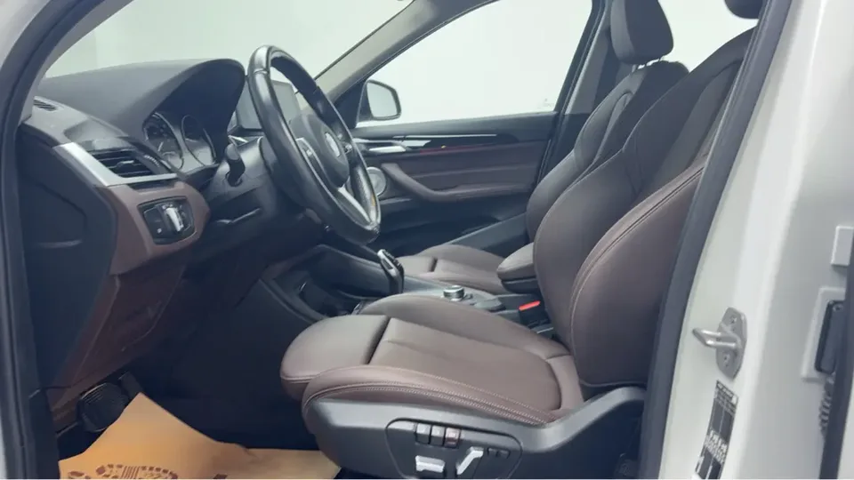 BMW X1 BMW X1 2022 sDrive25Li Leading Edition 2023 — миниатюра 5