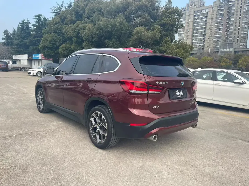 BMW X1 BMW X1 2022 sDrive25Li Leading Edition 2023 — миниатюра 4