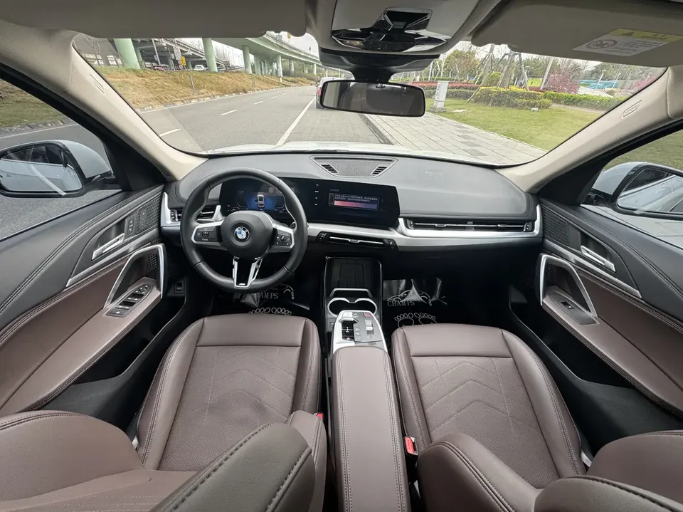 BMW X1 sDrive25Li M Sport Package 2024 — миниатюра 3