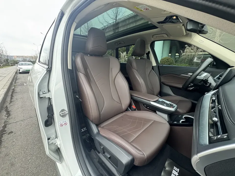 BMW X1 sDrive25Li M Sport Package 2024 — миниатюра 4
