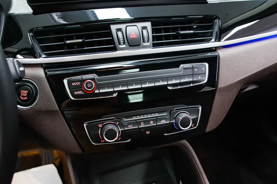 BMW X1 BMW X1 2022 sDrive20Li Fashion Edition 2022 — миниатюра 3