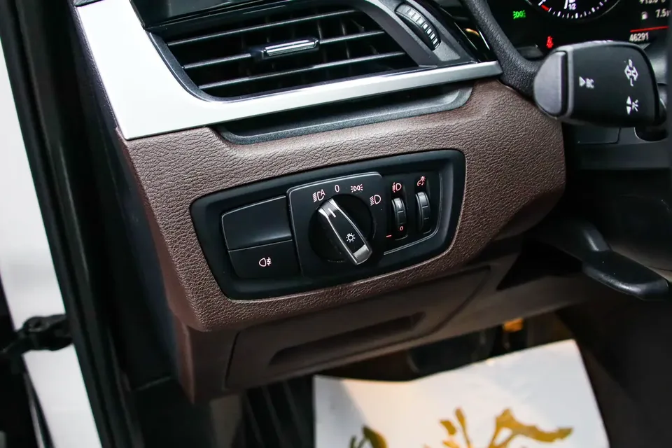 BMW X1 BMW X1 2022 sDrive20Li Fashion Edition 2022 — миниатюра 5