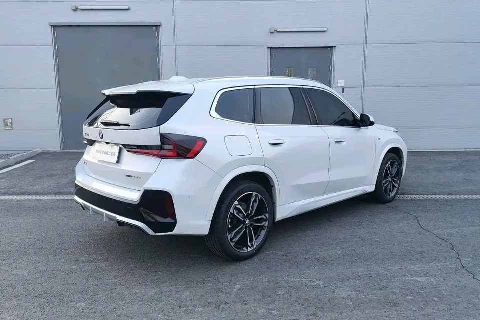 BMW X1 sDrive25Li M Sport Package 2025 — миниатюра 2
