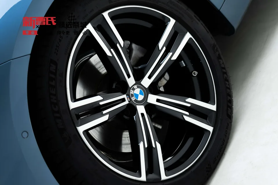 BMW 4 Series 4 Series 2023 425i M Sport Package 2024 — thumbnail 2