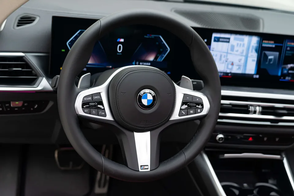 BMW 4 Series 4 Series 2023 425i M Sport Package 2024 — thumbnail 4