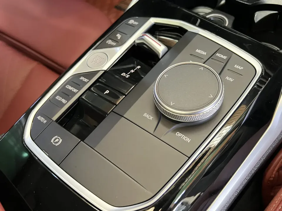 BMW 3 Series BMW 3 Series 2023 320Li M Sport Package 2024 — миниатюра 3