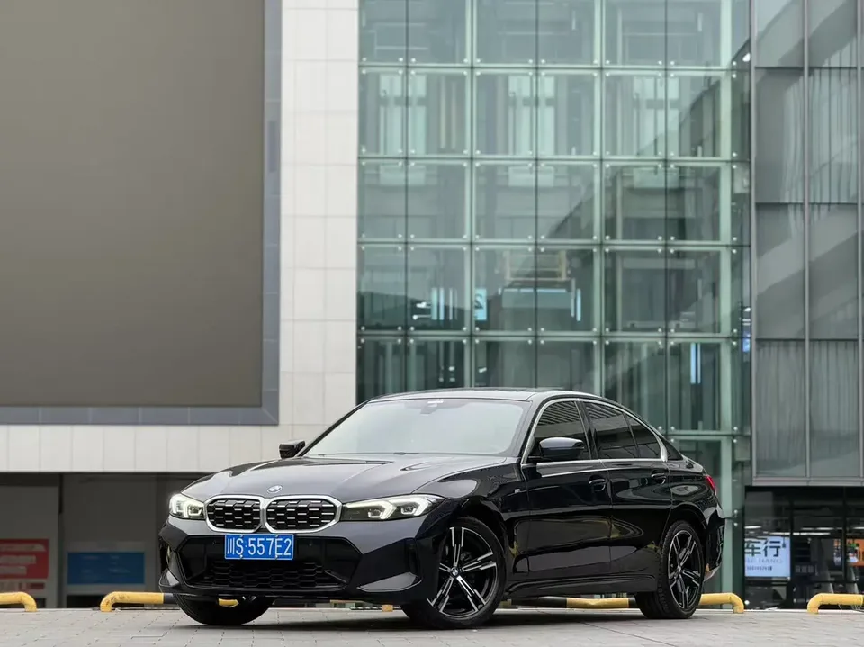 BMW 3 Series 2023
