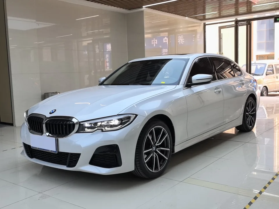 BMW 3 Series 2022