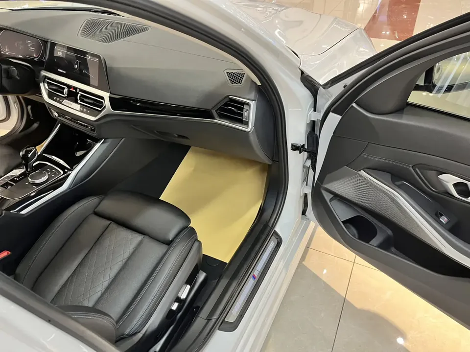 BMW 3 Series BMW 3 Series 2022 320Li M Sport Package 2022 — миниатюра 3