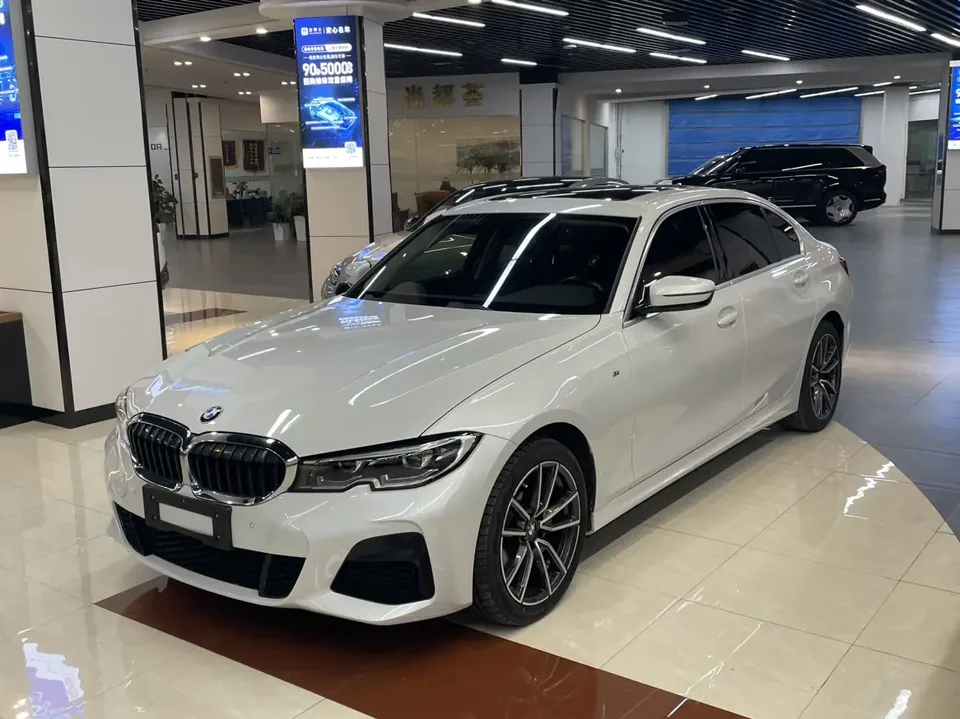 BMW 3 Series 2022