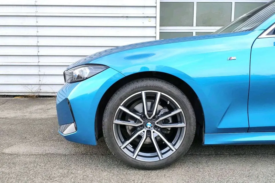 BMW 3 Series BMW 3 Series 2023 320i M Sport Package 2025 — миниатюра 3