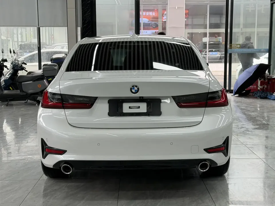 BMW 3 Series BMW 3 Series 2022 320i Sport Package 2022 — миниатюра 2