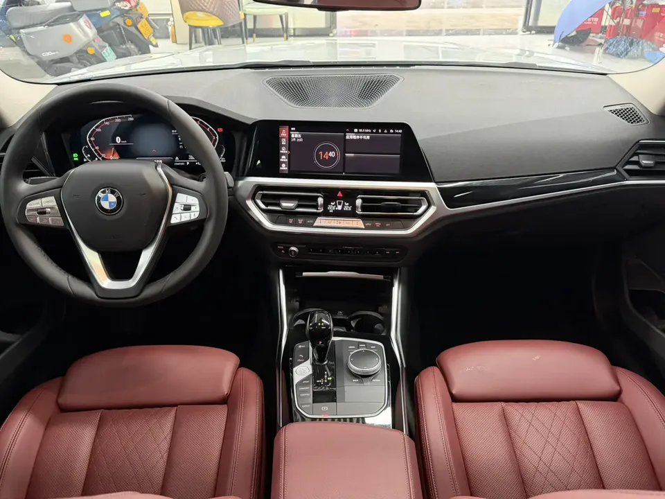 BMW 3 Series BMW 3 Series 2022 320i Sport Package 2022 — миниатюра 5