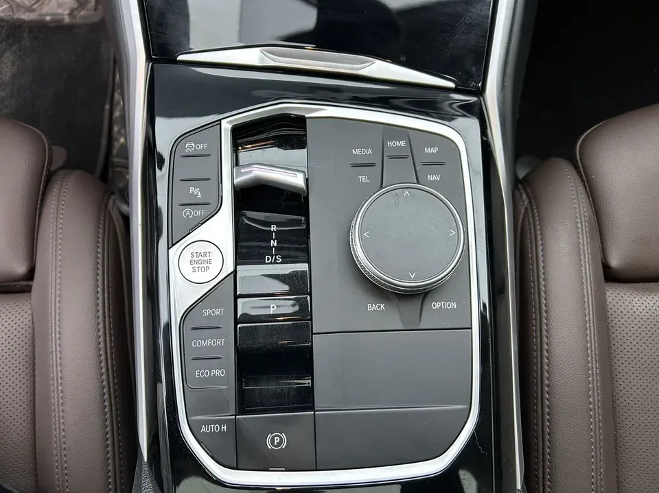 BMW 3 Series BMW 3 Series 2023 320Li M Sport Package 2023 — миниатюра 3