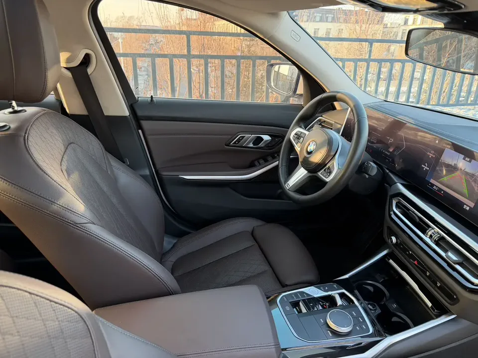 BMW 3 Series BMW 3 Series 2023 320Li M Sport Package 2023 — миниатюра 5