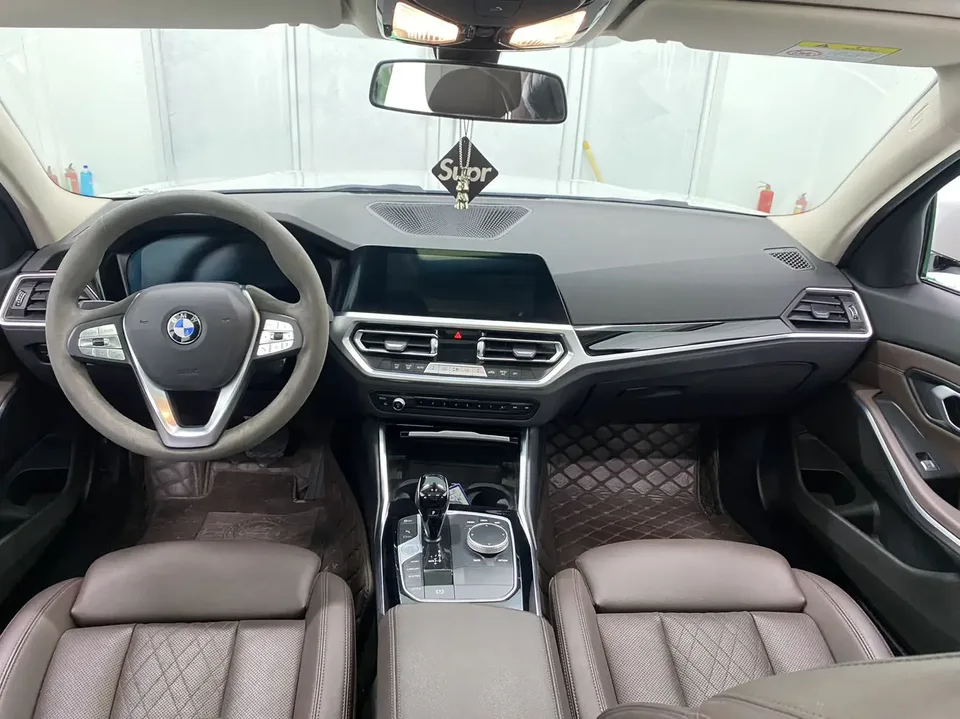 BMW 3 Series BMW 3 Series 2022 320i Sport Package 2022 — миниатюра 3