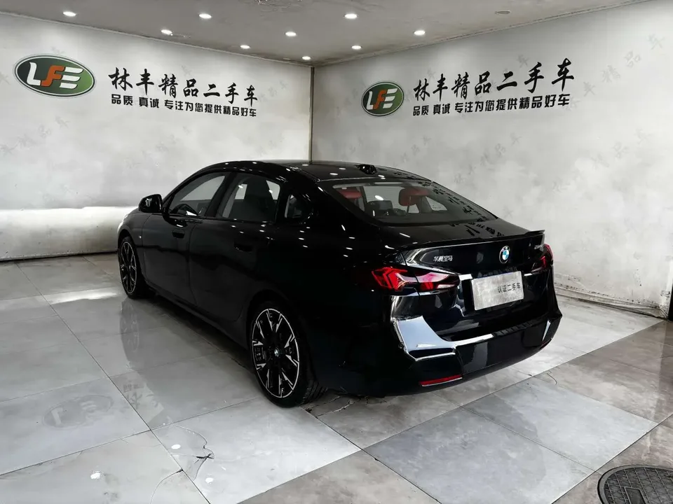 BMW 2 Series 225L M Sport Night Edition 2025 — миниатюра 2