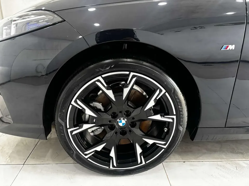 BMW 2 Series 225L M Sport Night Edition 2025 — миниатюра 5