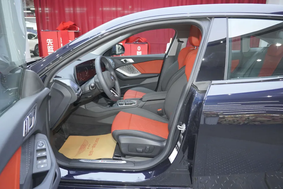 BMW 2 Series 2 Series 2025 225L M Sports Package 2025 — thumbnail 5