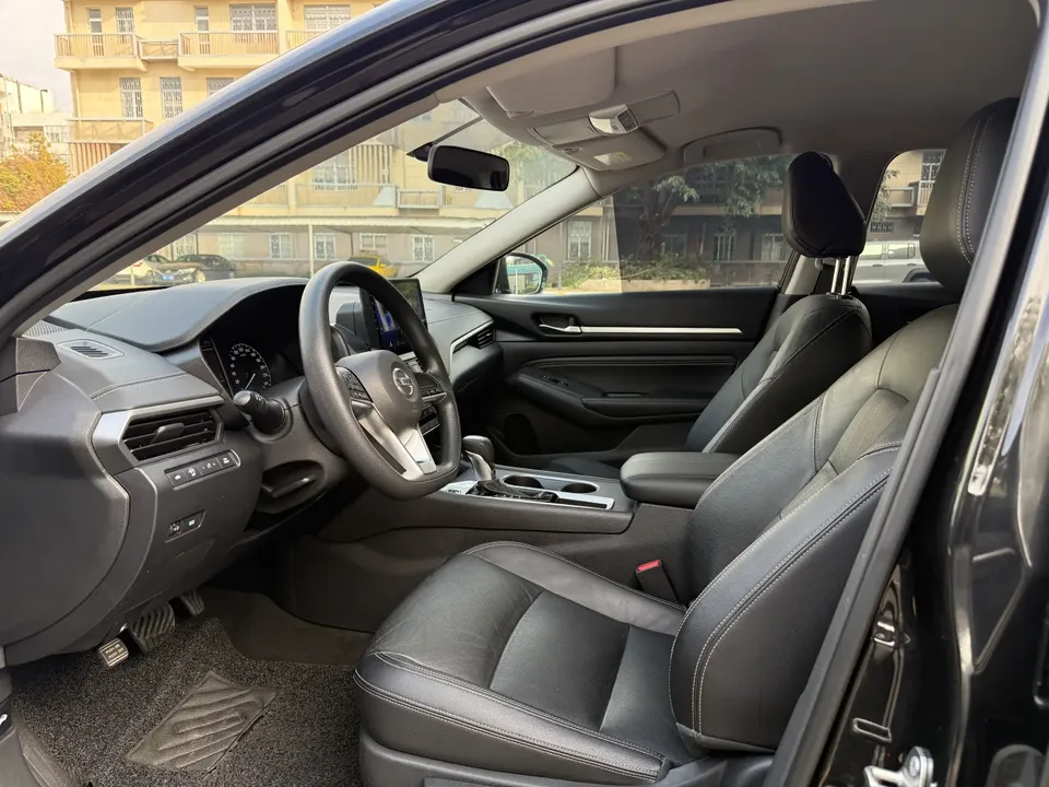 Nissan Altima Teana 2021 2.0L XE Fashion Edition 2022 — миниатюра 5
