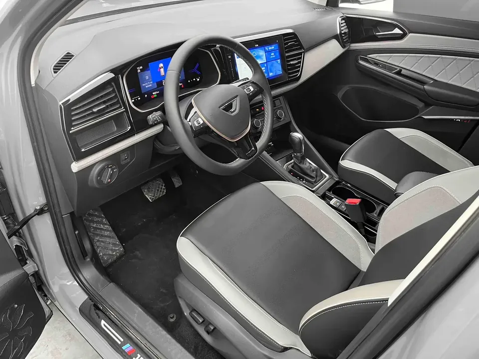 Jetta VS7 280TSI Automatic Enjoy Edition 2022 — миниатюра 3