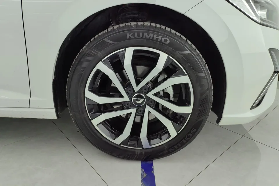 Jetta VA7 1.4T First Come First Served Edition 2025 — миниатюра 3