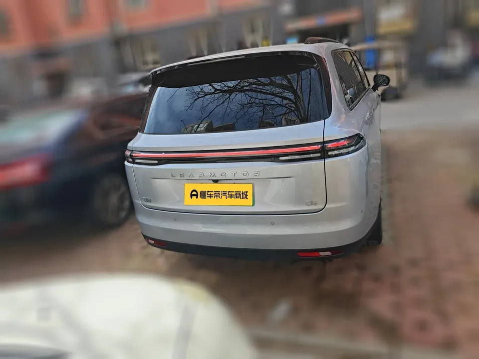 Leapmotor C16 Extended Range 200 Premium Edition 2025 — миниатюра 5