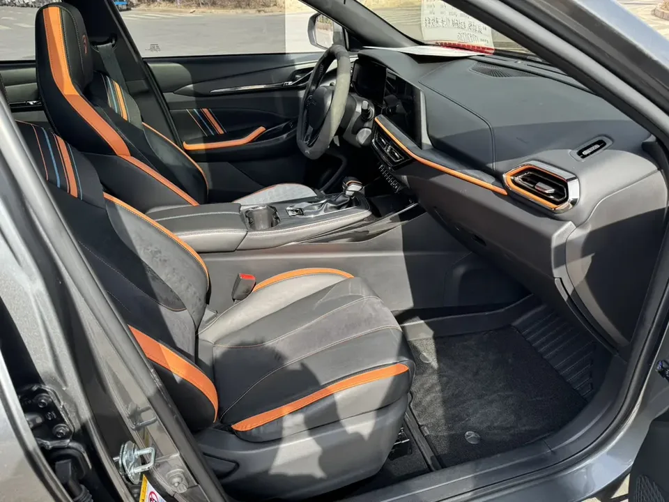 Oshan Changan Auchan X5 Changan Auchan X5 2022 sports version 1.5T DCT Hurricane Sonic 2022 — миниатюра 4