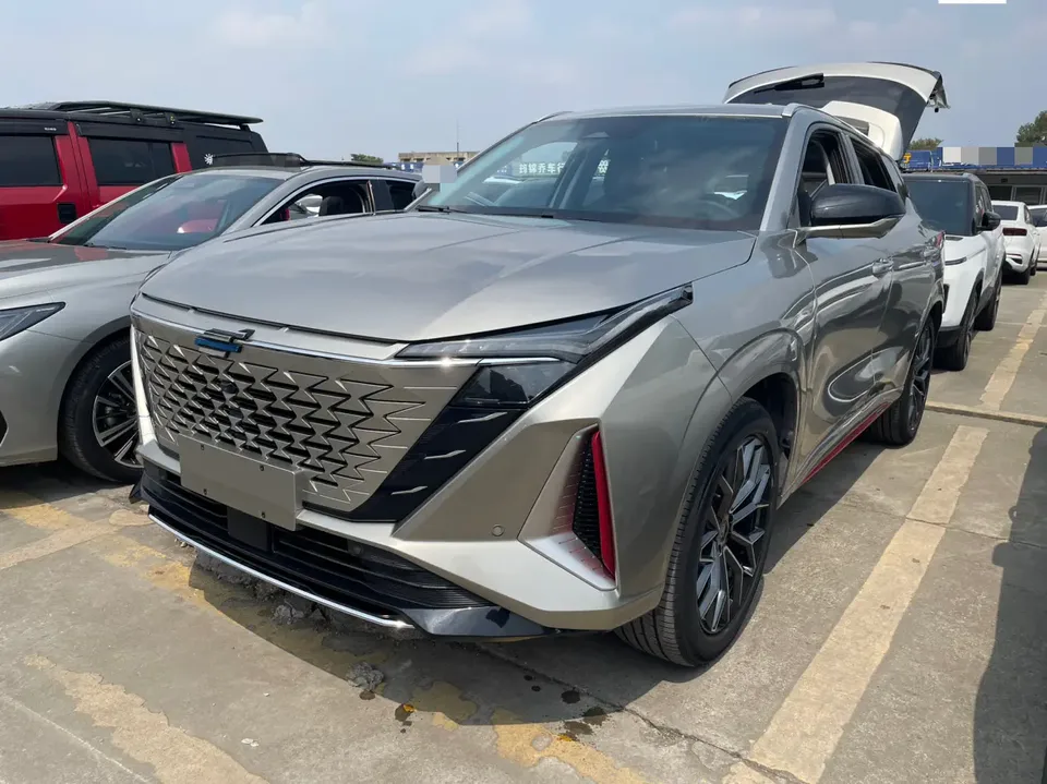 Oshan Changan Auchan Z6 2023