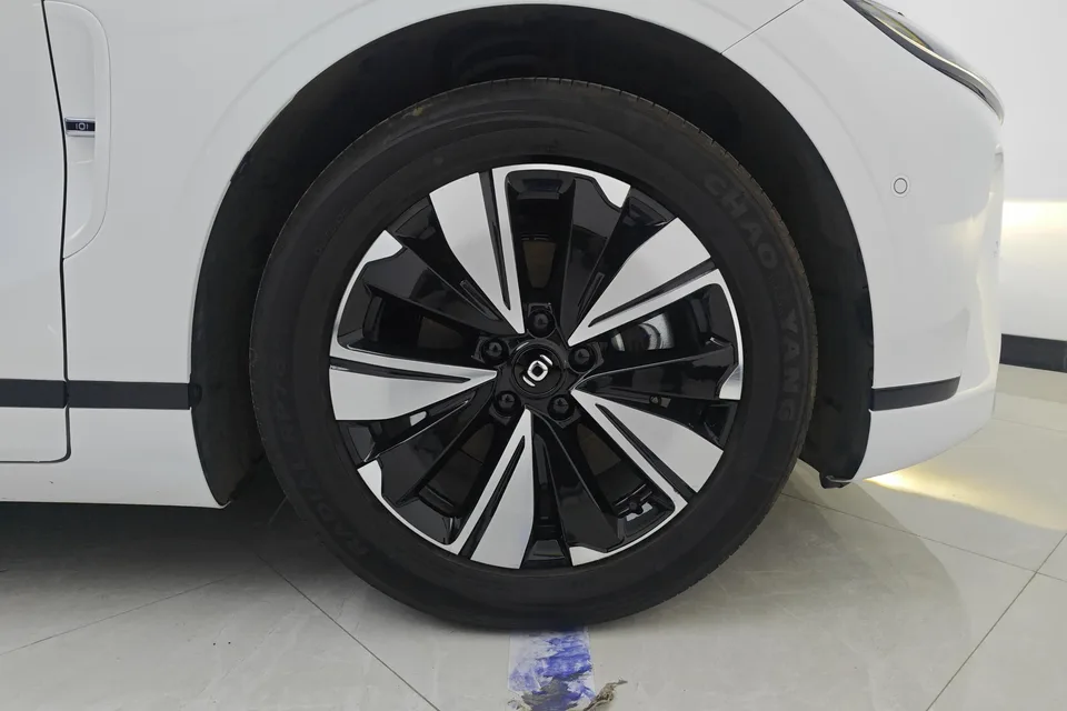 Changan Qiyuan A07 Changan Qiyuan A07 2025 pure electric genuine version 525 luxury model 2025 — миниатюра 3
