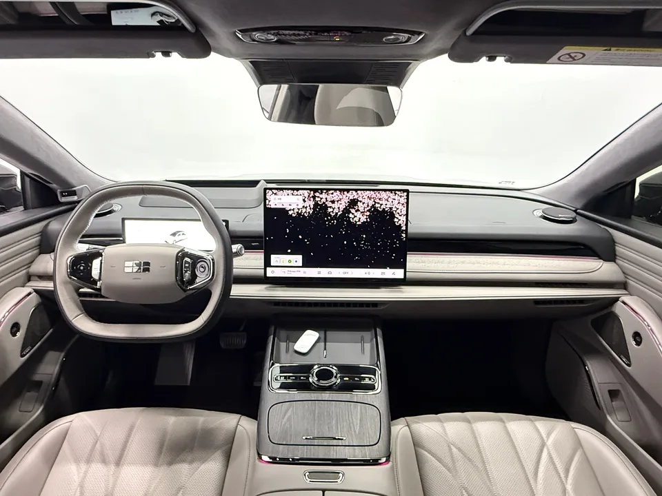 Geely Galaxy Star 8 PHEV 130km EM-P Starship Edition 2025 — миниатюра 5