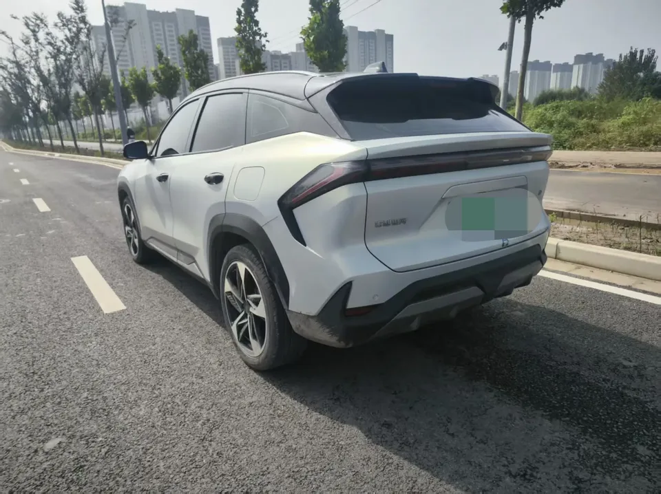 Geely Galaxy L7 1.5T DHT 115km Starship Dragon Edition 2024 — миниатюра 4
