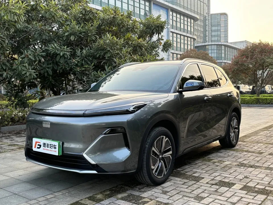 Geely Galaxy Starship 7 EM-i 2025