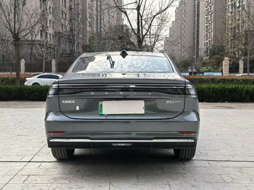 Geely Galaxy A7 PHEV 150km Explorer+ Edition 2025 — миниатюра 2