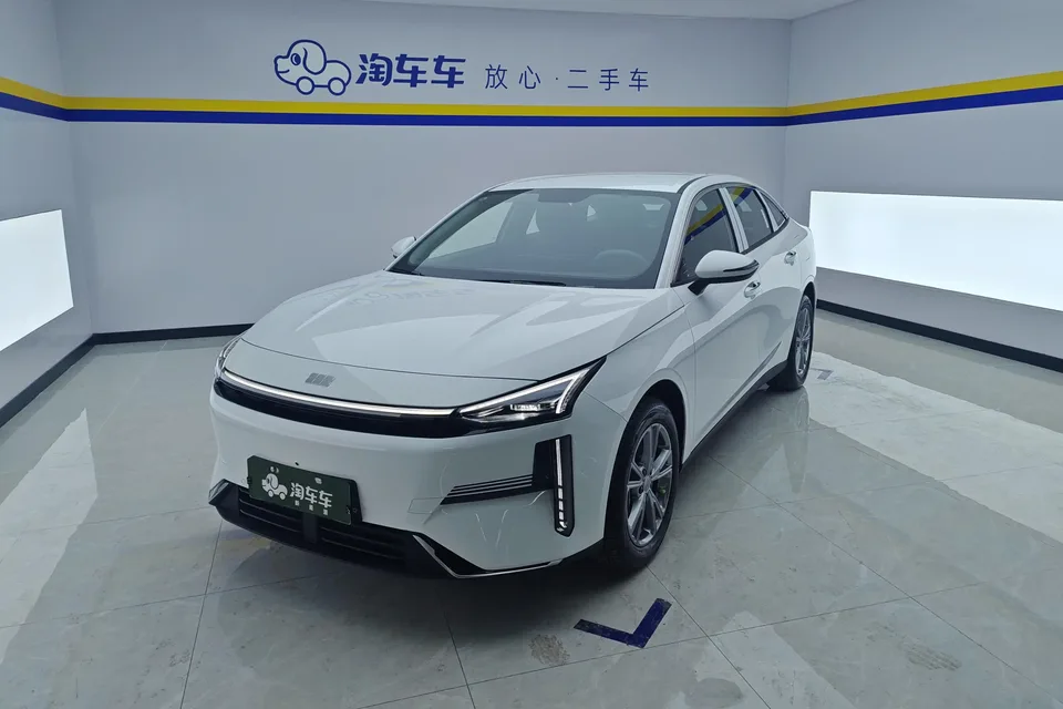 Geely Galaxy L6 2025