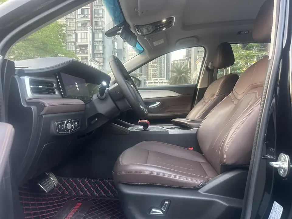 Jetour Jietu X90 PLUS facelift 1.6TD DCT villa 2023 — миниатюра 5