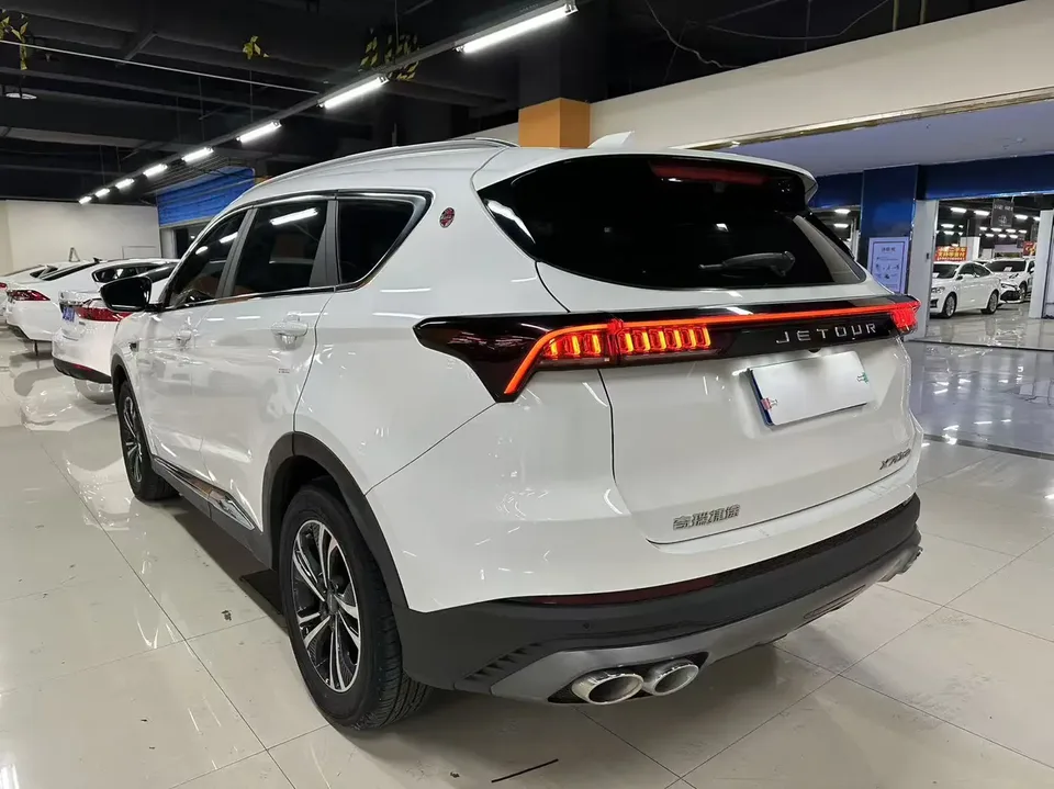 Jetour Jietu X70 PLUS JETOUR X70 PLUS 2021 1.6T DCT Star 5 Seater 2022 — миниатюра 2