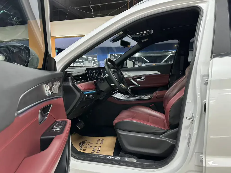 Jetour Jietu X70 PLUS JETOUR X70 PLUS 2021 1.6T DCT Star 5 Seater 2022 — миниатюра 4