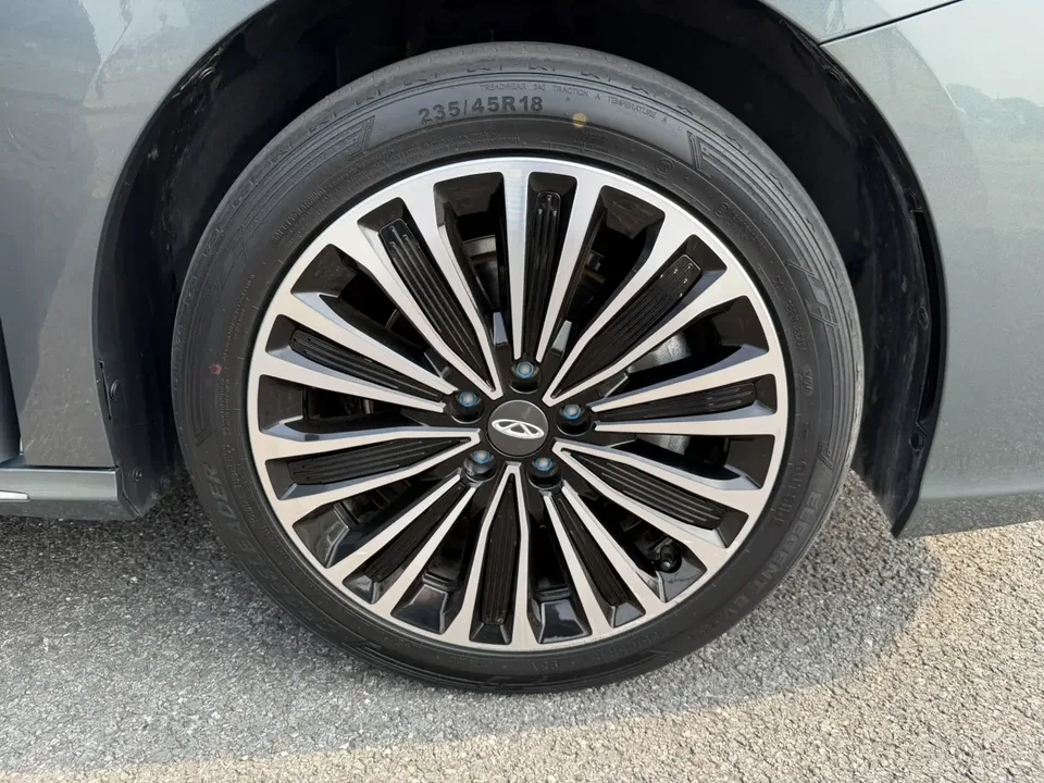 Chery Fengyun A8L Fengyun A8L 2025 145km Luxury Model 2024 — миниатюра 3