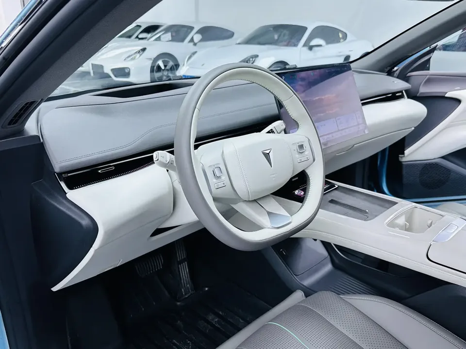 Deepal dark blue L07 230Max Qiankun Intelligent Driving ADS SE Edition 2024 — миниатюра 3