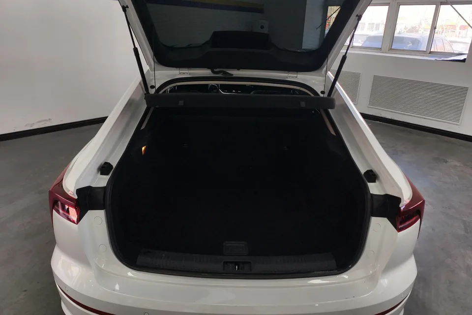FAW Bestune B70 Besturn B70 2022 third generation 1.5T automatic enjoyment model 2024 — thumbnail 5